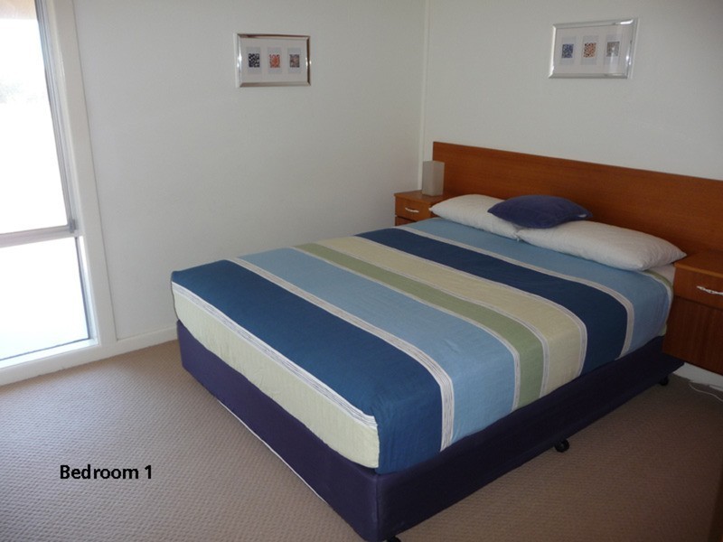 32 The Esplanade, Wool Bay SA 5575