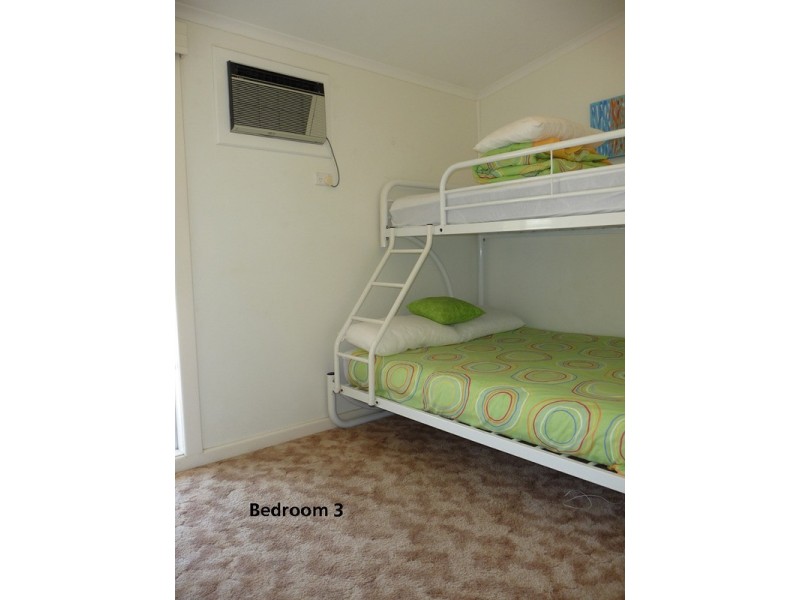 32 The Esplanade, Wool Bay SA 5575