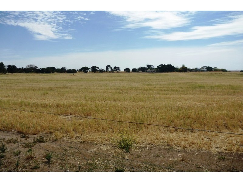 66 Minlaton Road, Yorketown SA 5576