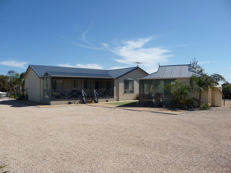 12 Mary Street, Edithburgh SA 5583