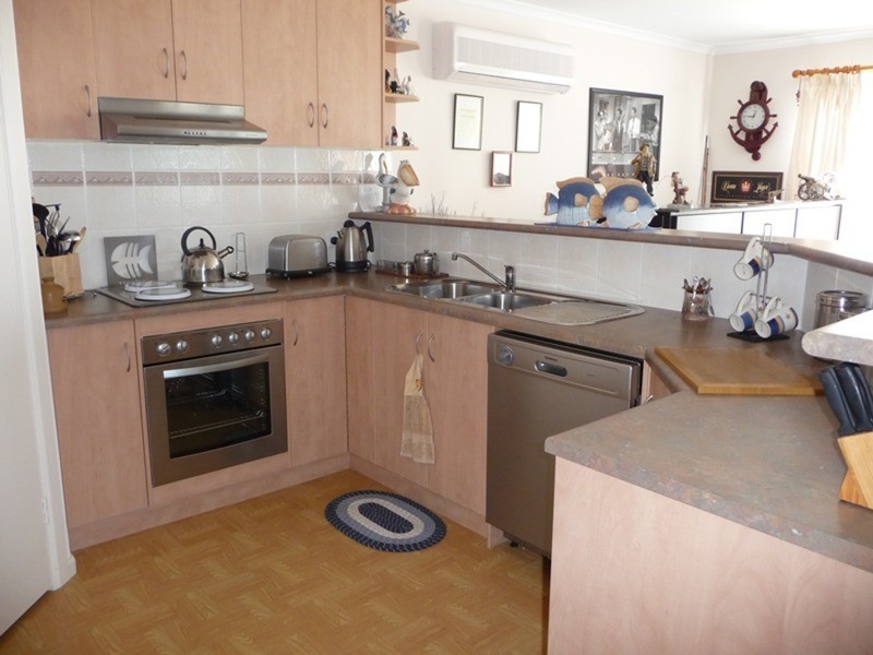 12 Mary Street, Edithburgh SA 5583