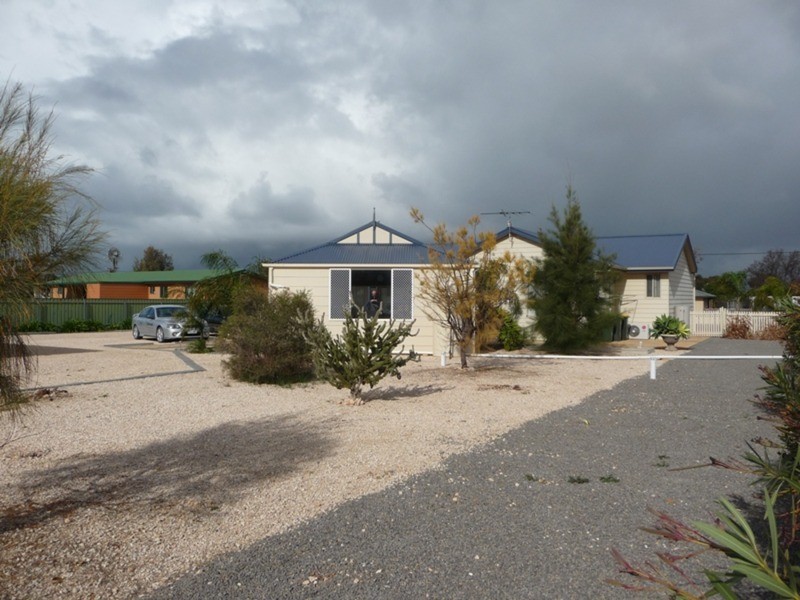 12 Mary Street, Edithburgh SA 5583