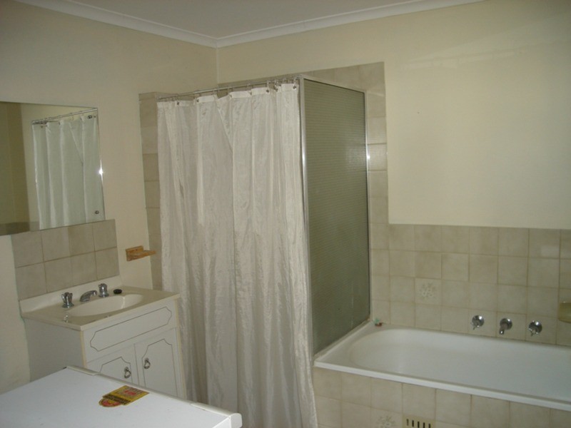 8 Third Street, Warooka SA 5577