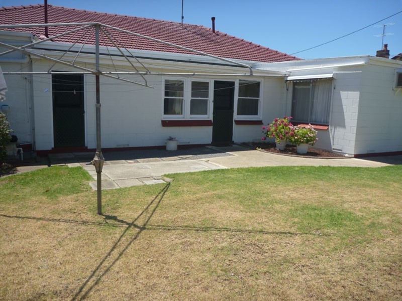 15 Elizabeth Street, Yorketown SA 5576