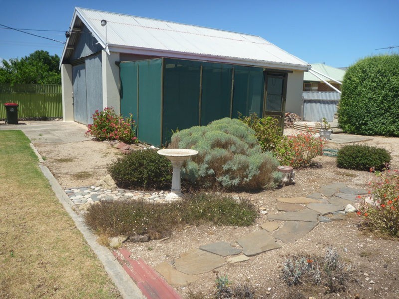 15 Elizabeth Street, Yorketown SA 5576