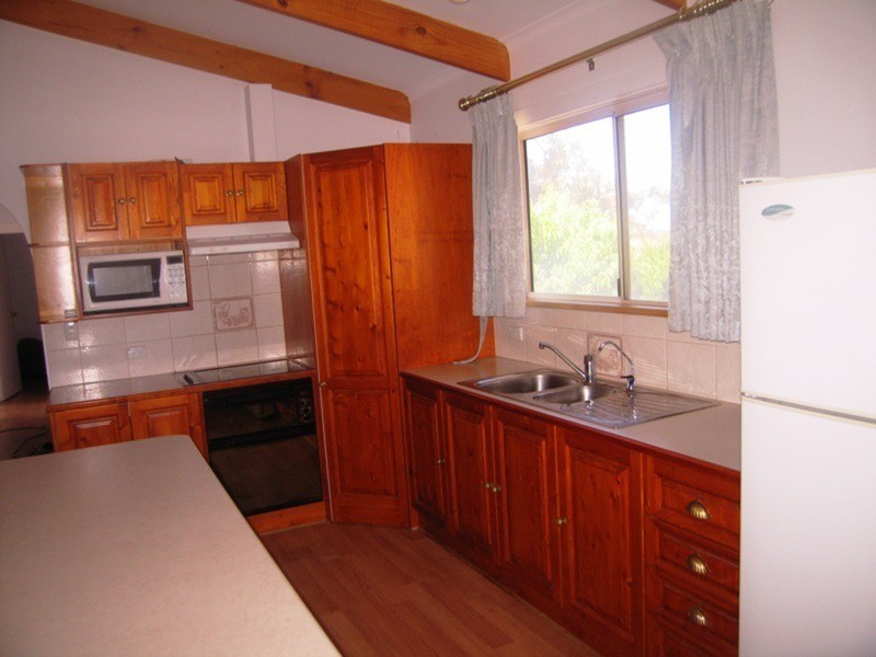 110 Bayview Road, Point Turton SA 5575