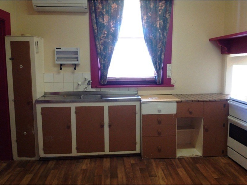 13 Second  Street, Minlaton SA 5575