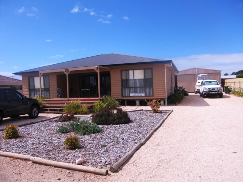 8 Martin Street, Stansbury SA 5582