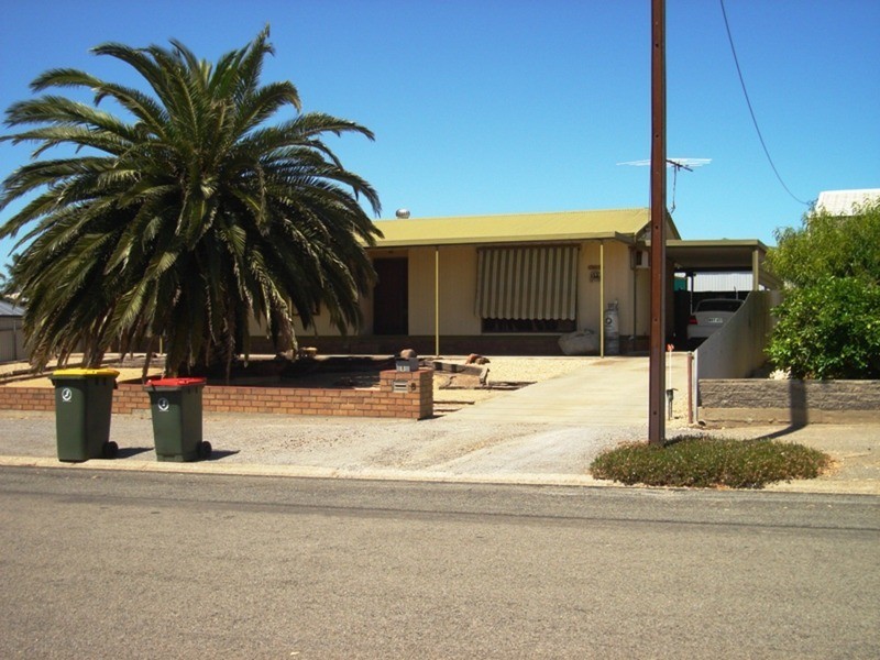 8 Tilbrook Avenue, Minlaton SA 5575