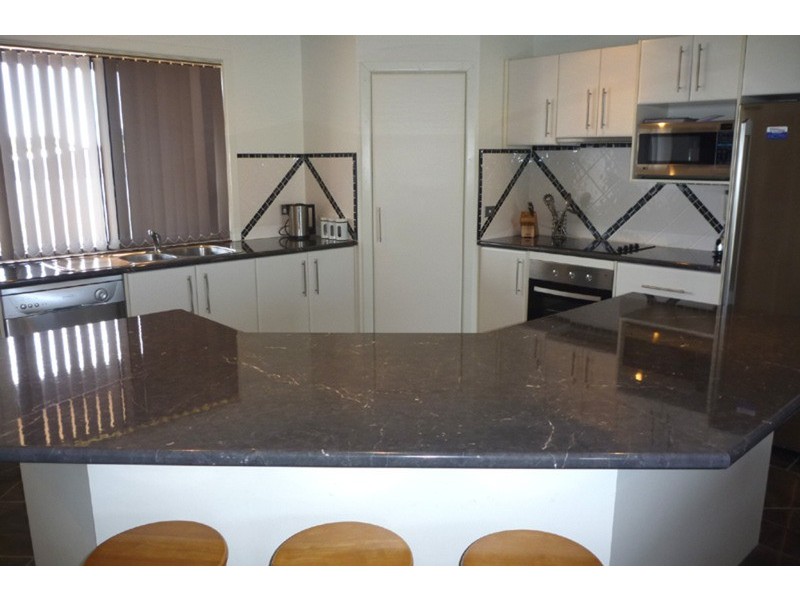 2 Elizabeth  Street, Yorketown SA 5576