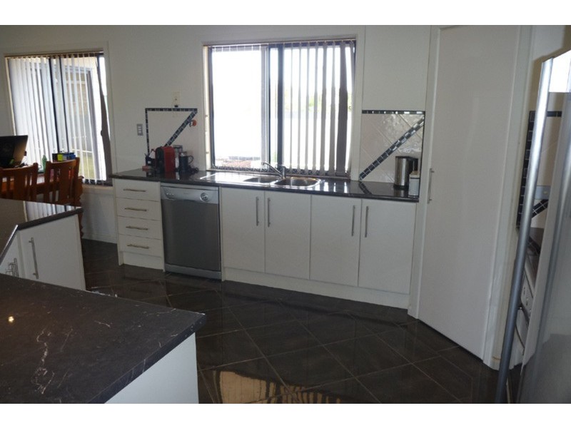 2 Elizabeth  Street, Yorketown SA 5576