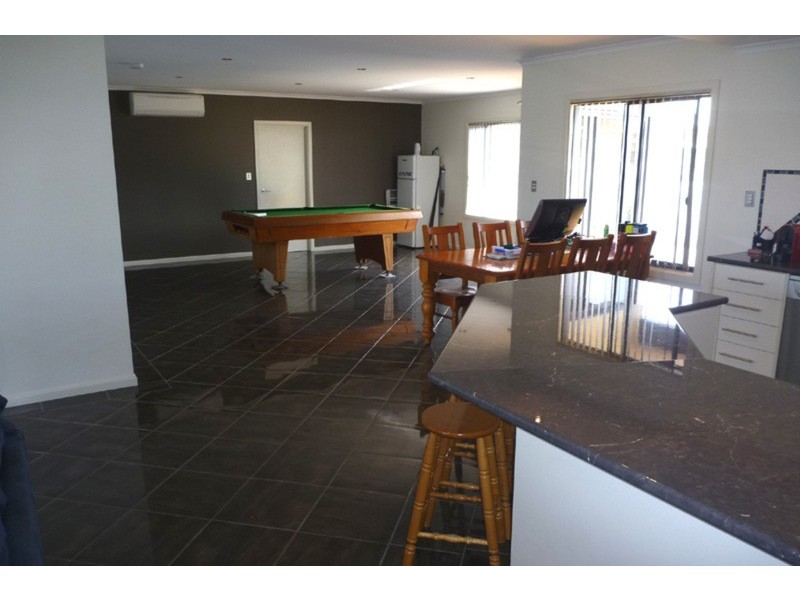 2 Elizabeth  Street, Yorketown SA 5576