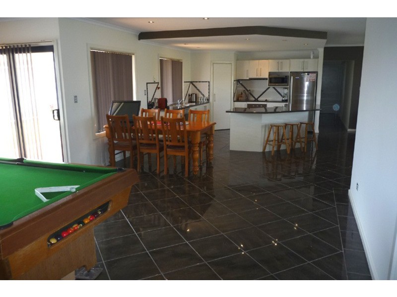 2 Elizabeth  Street, Yorketown SA 5576