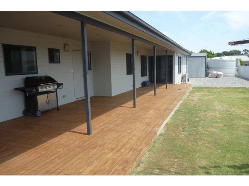 2 Elizabeth  Street, Yorketown SA 5576