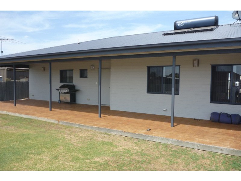 2 Elizabeth  Street, Yorketown SA 5576