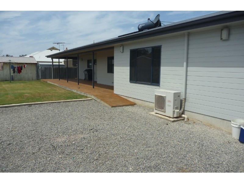 2 Elizabeth  Street, Yorketown SA 5576