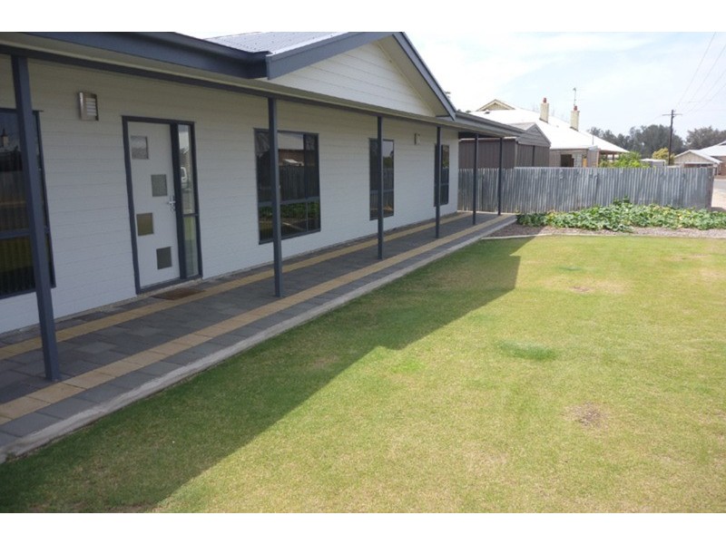 2 Elizabeth  Street, Yorketown SA 5576