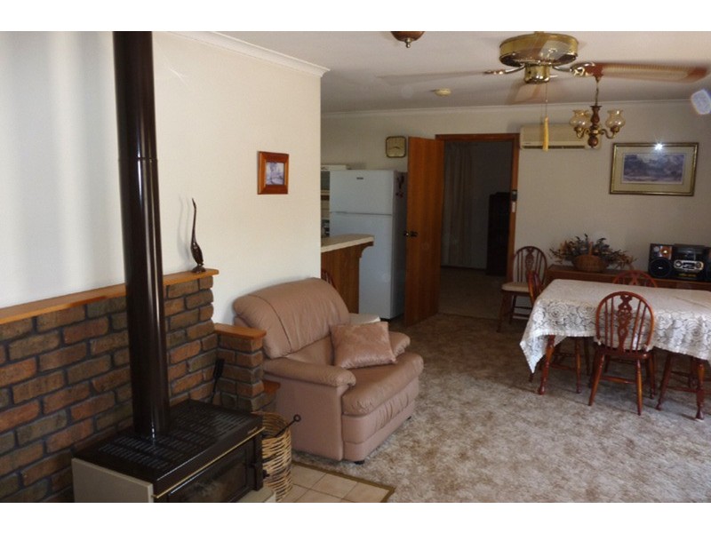 3 Pinwattle Place, The Pines SA 5575