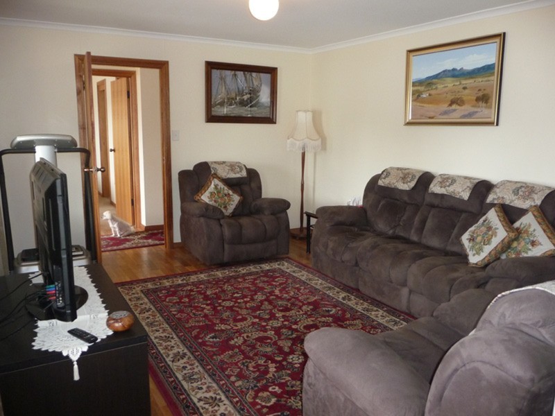 1 Mary  Street, Edithburgh SA 5583