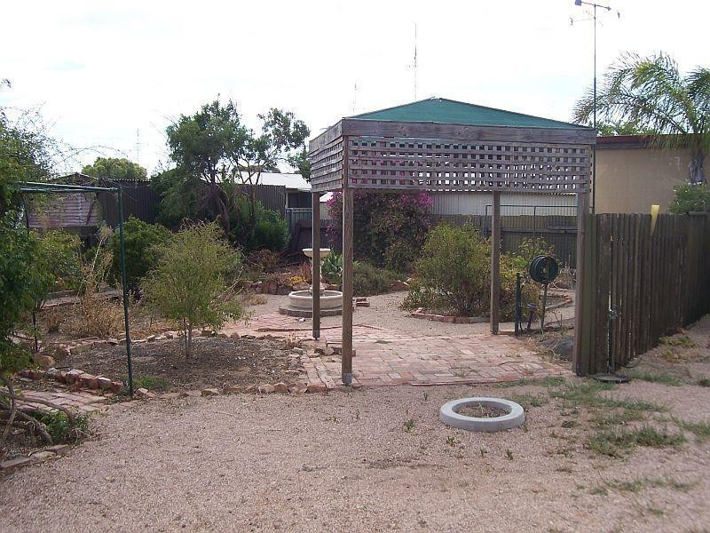 83 Cornish Terrace, Wallaroo SA 5556