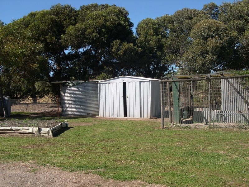 14-16 Seaview Road, Maitland SA 5573