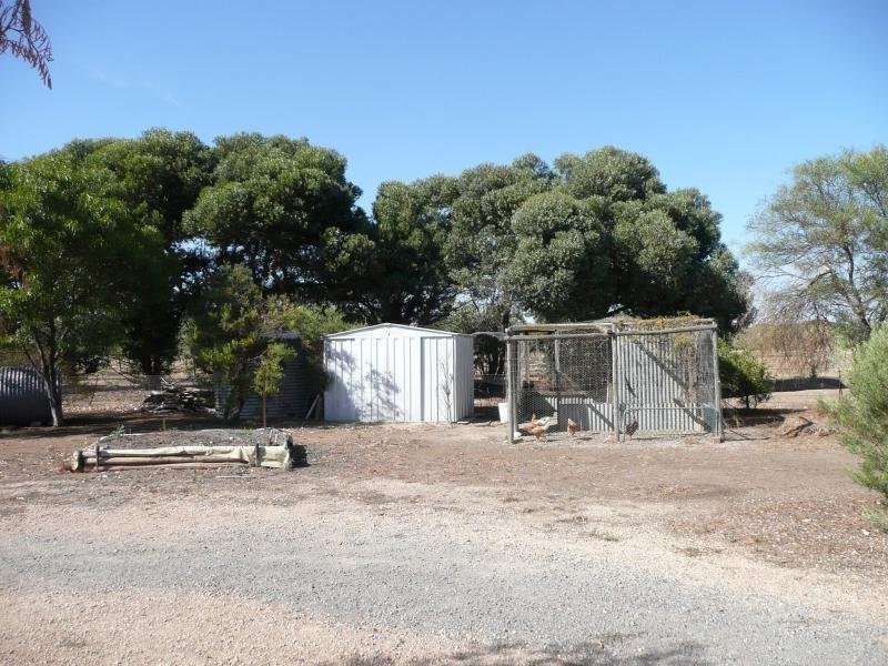 14-16 Seaview Road, Maitland SA 5573