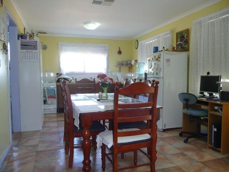 14-16 Seaview Road, Maitland SA 5573