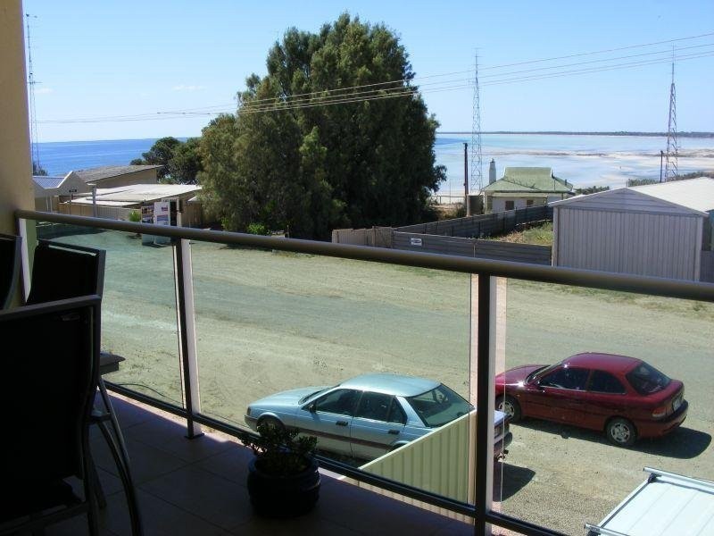 2 Hughes Avenue, Moonta Bay SA 5558