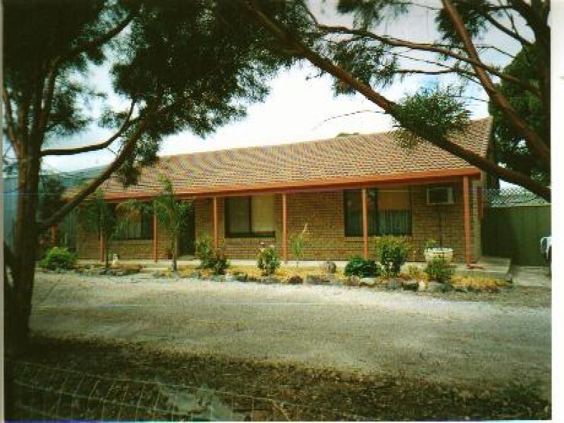 32 Crutchett Road, North Moonta SA 5558