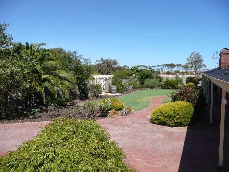 28 Kitto Road, Moonta Bay SA 5558