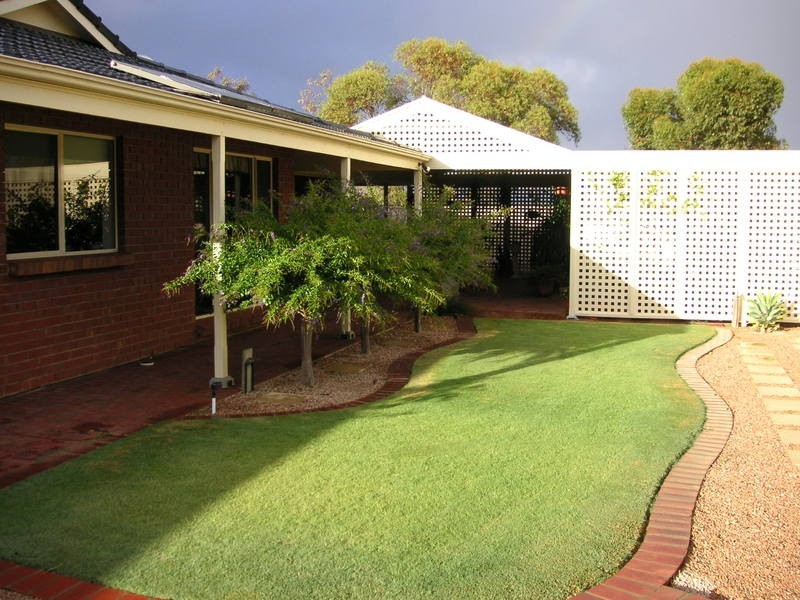 28 Kitto Road, Moonta Bay SA 5558