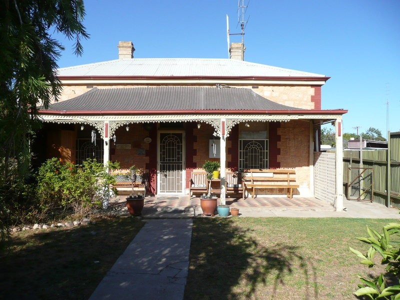 27 Robert Street, Moonta SA 5558