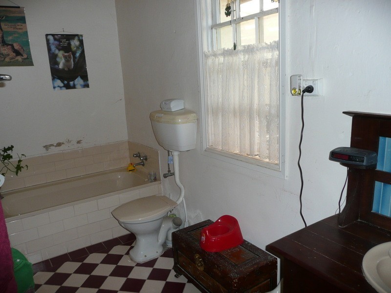 27 Robert Street, Moonta SA 5558