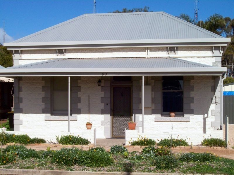 63 Caroline Street, Moonta SA 5558