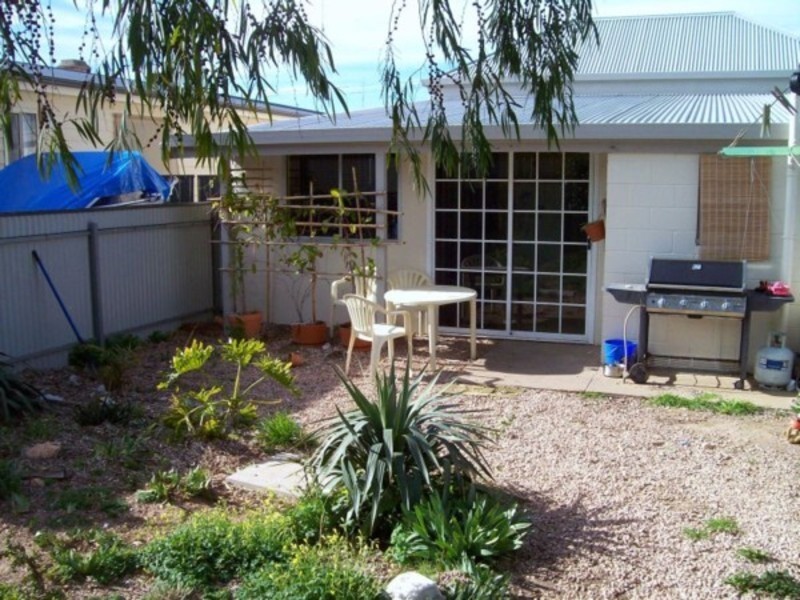 63 Caroline Street, Moonta SA 5558