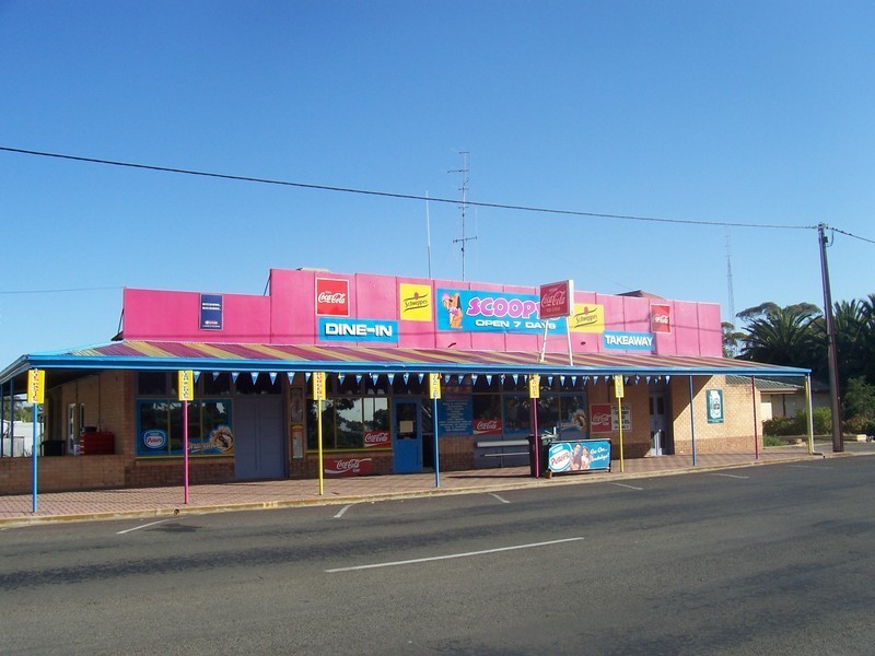 31 Railway Terrace, Bute SA 5560