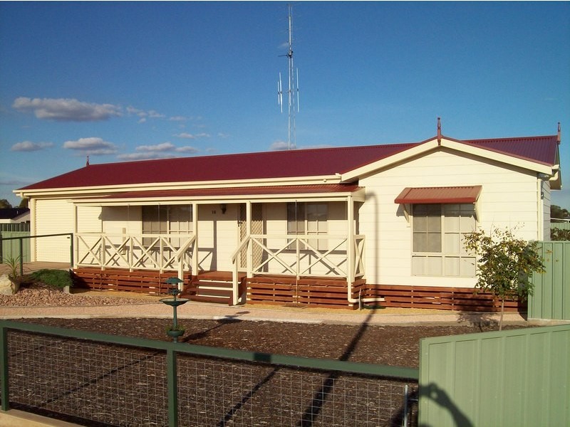 18 Haylock Road, North Moonta SA 5558