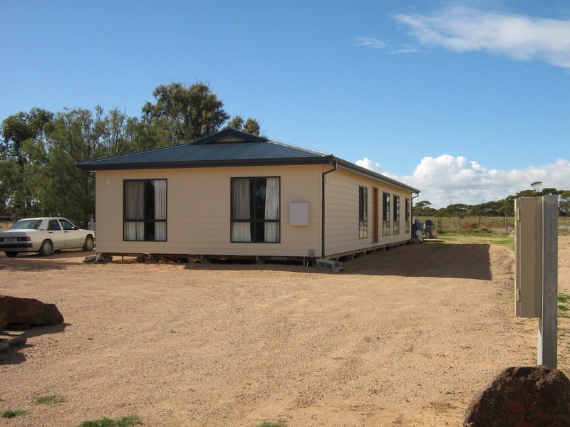 Lot/21 Hawk Crescent, Port Broughton SA 5522