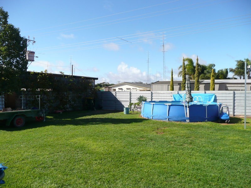 94 George Street, Moonta SA 5558