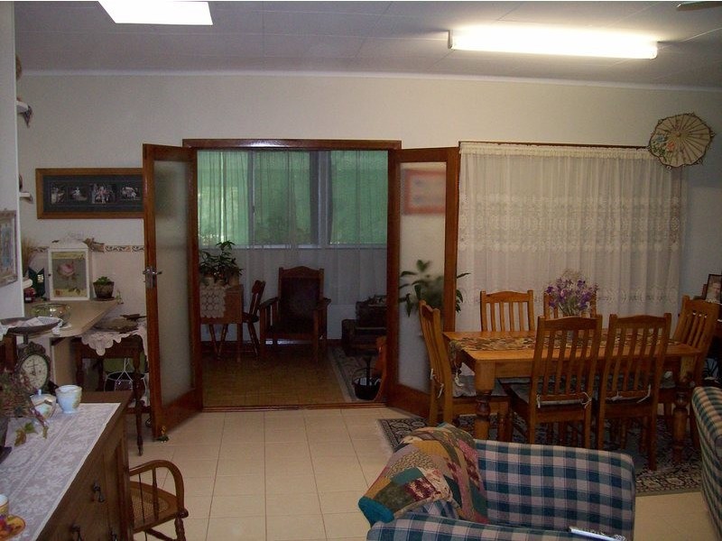 10 First Street, North Moonta SA 5558