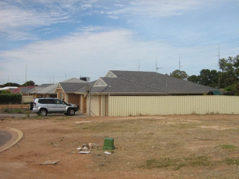 33 John Olsen Drive, Kadina SA 5554