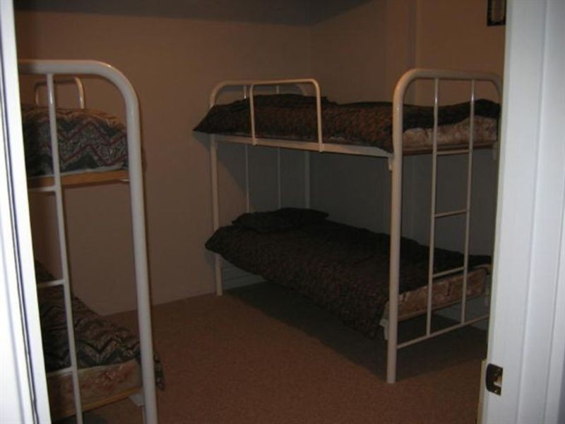 14 Kemp Place, Moonta Bay SA 5558