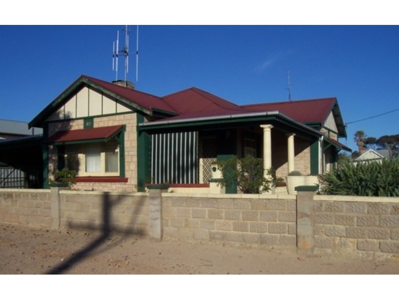 27 Bagot Street, Wallaroo SA 5556