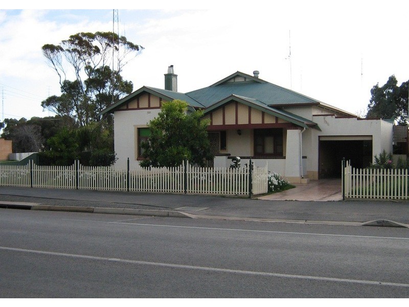 21 Port Road, Kadina SA 5554