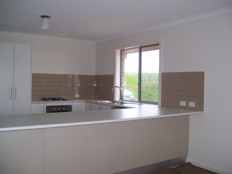 14 Gill Street, Moonta Bay SA 5558