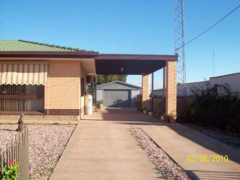4 George Street, Wallaroo SA 5556