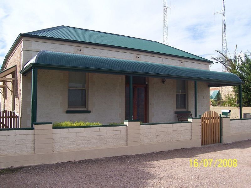 33 Cornish Terrace, Wallaroo SA 5556