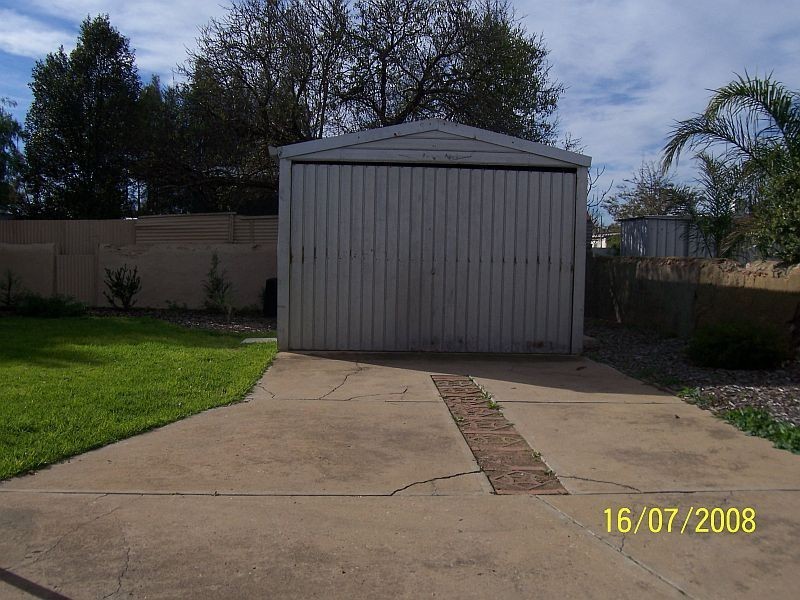 33 Cornish Terrace, Wallaroo SA 5556