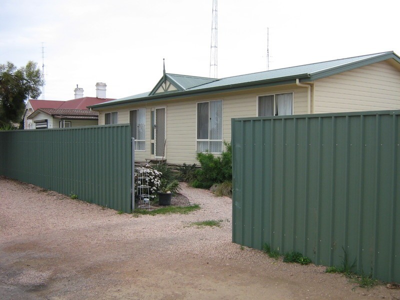 2 Moonta Road, Kadina SA 5554