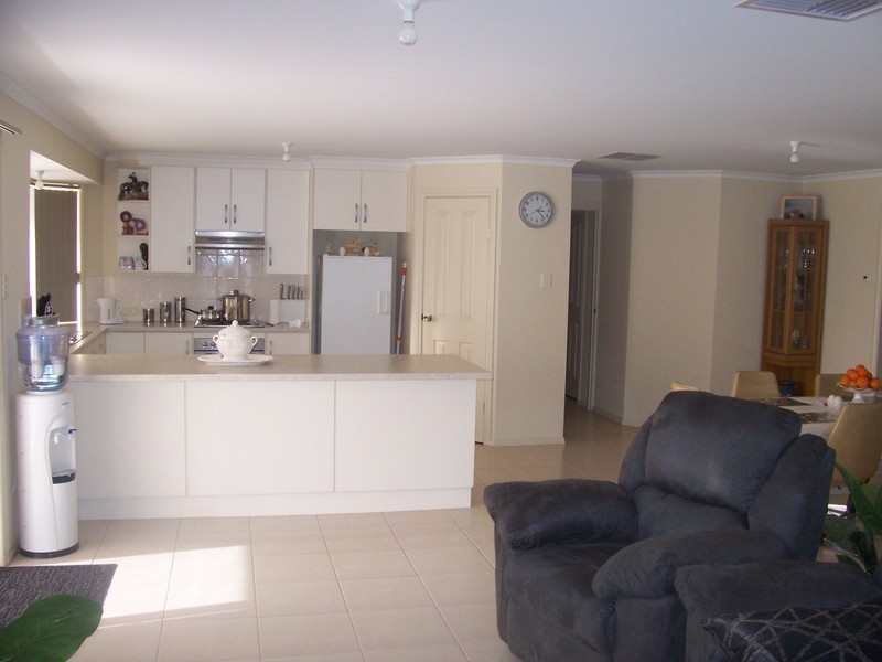 8 Boase Crescent, Wallaroo SA 5556